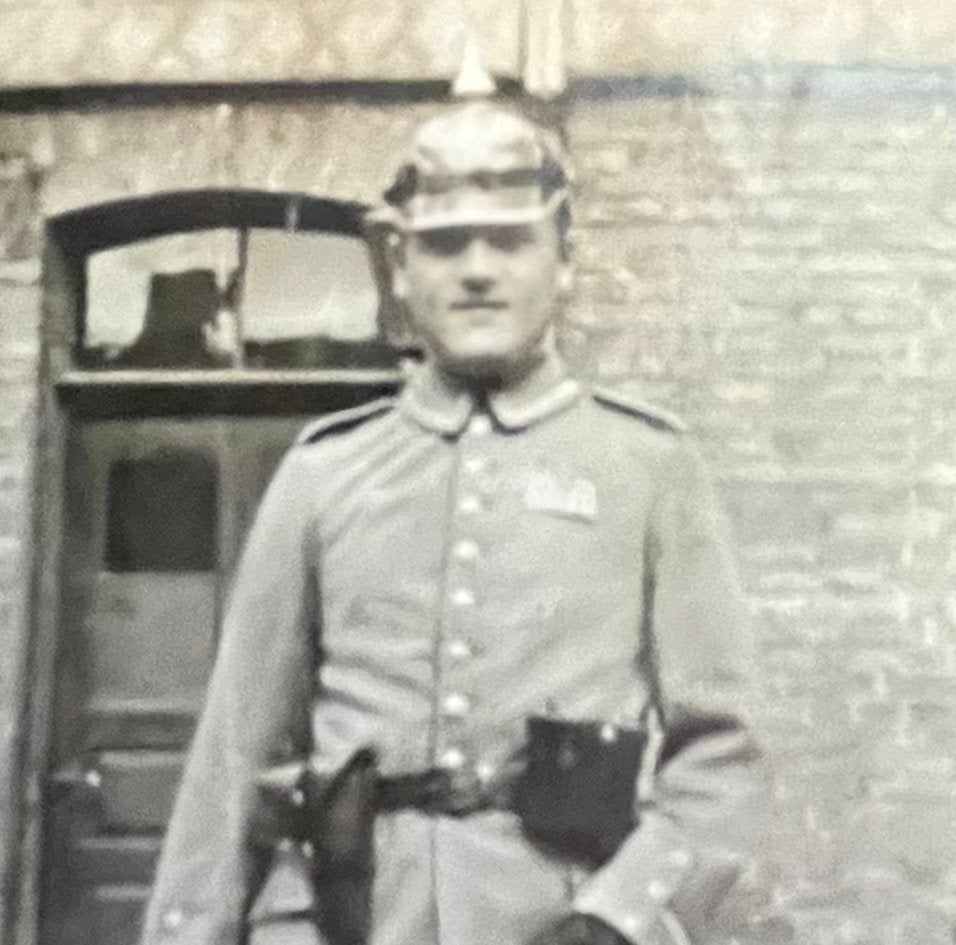 WO1 DUITS Zw/w foto Officier met pickelhaube, Verzenden, Landmacht, Duitsland, Foto of Poster
