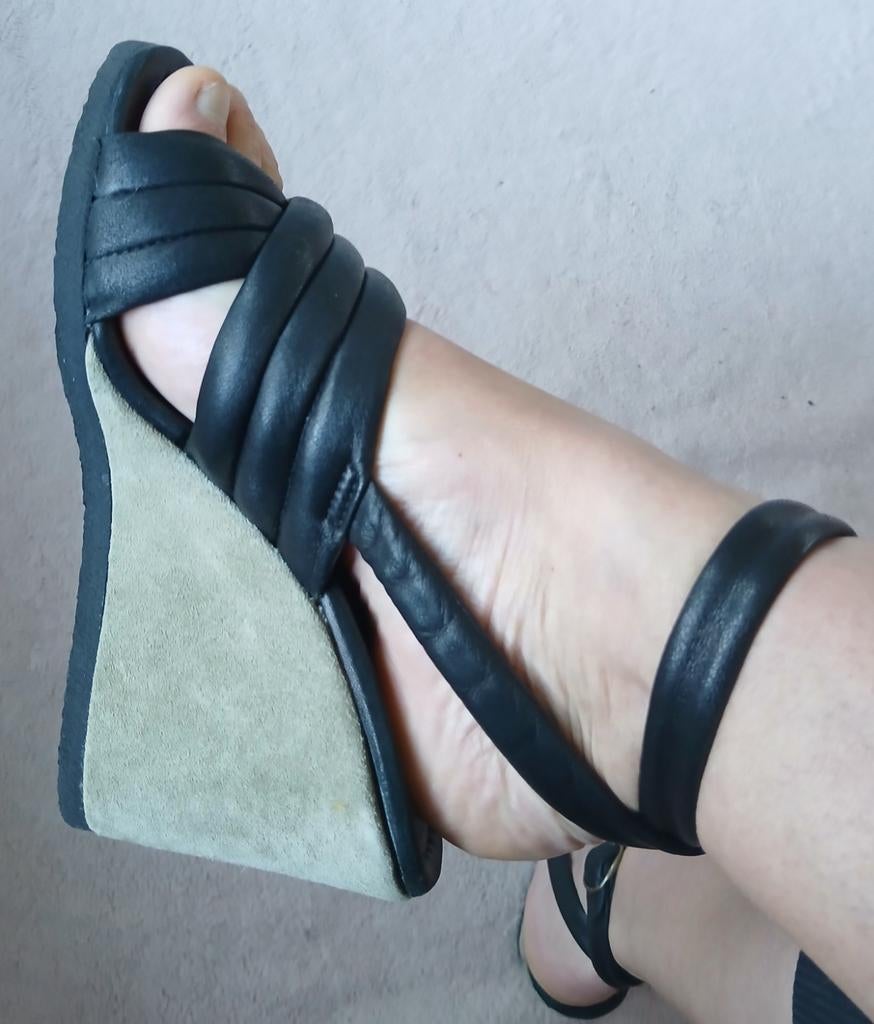 Isabel Marant sandalen/muiltjes in maat 36, zeer goede staat, Kleding | Dames, Schoenen, Isabel Marant, Zwart, Zo goed als nieuw