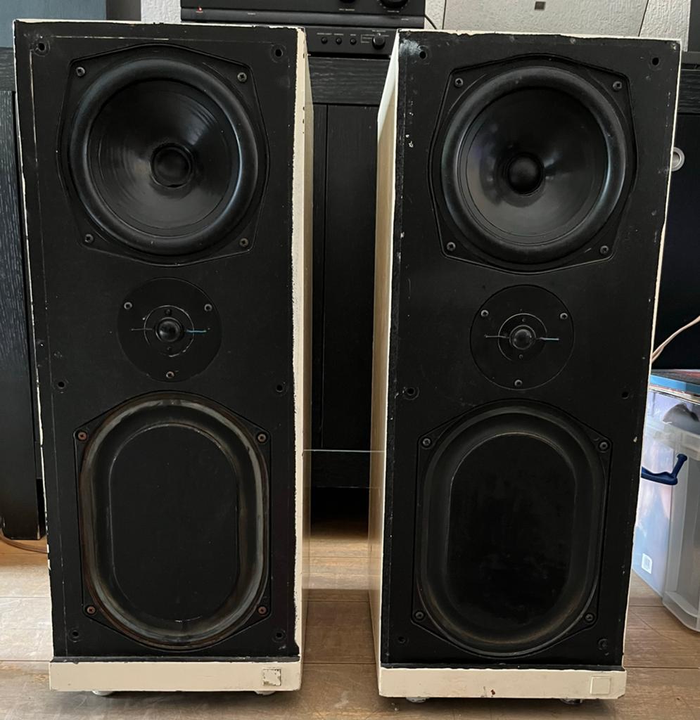 KEF Calinda luidsprekers, Audio, Tv en Foto, Luidsprekers, Ophalen, Gebruikt, Front, Rear of Stereo speakers, Overige merken