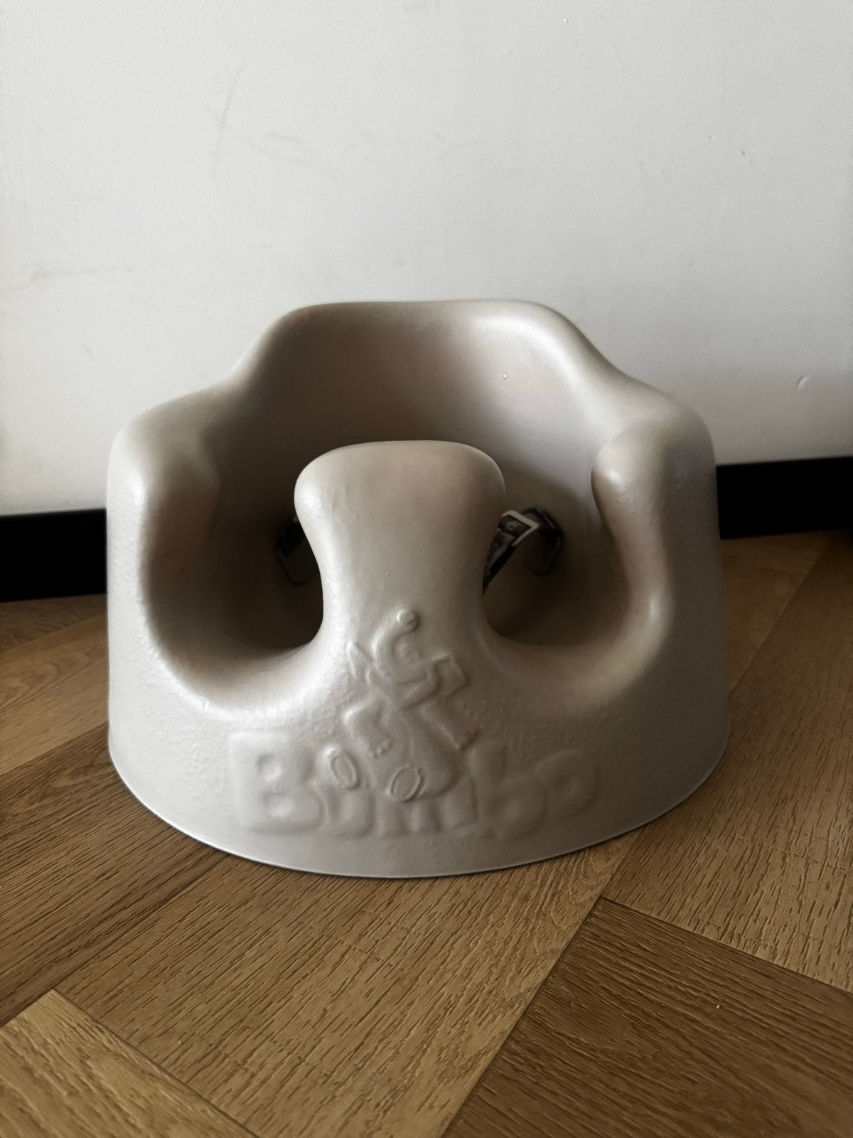 Bumbo floor seat - taupe, Ophalen, Zo goed als nieuw, Overige typen, Gordel(s)