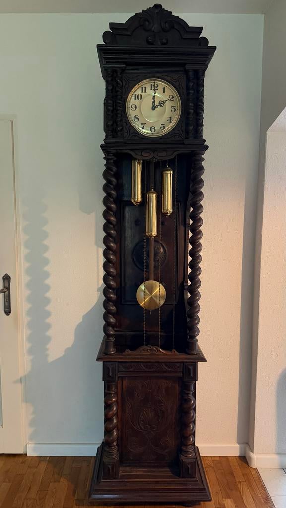 Antieke Staande Klok - Donker Hout met Gedraaide Kolommen, Antiek en Kunst, Ophalen