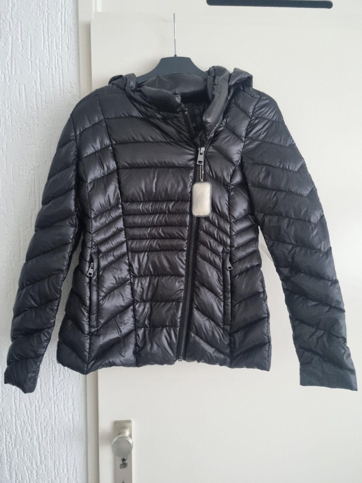 nieuwe dons jas, Kleding | Dames, Ophalen, Nieuw, Maat 36 (S), Zwart