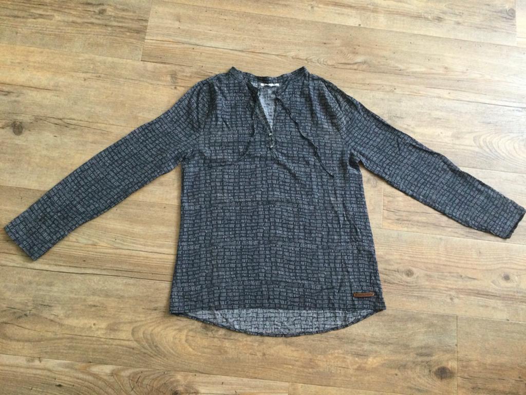 Moscow blouse zwart wit geblokt maat S, Kleding | Dames, Zwart, Ophalen of Verzenden, Zo goed als nieuw, Lange mouw