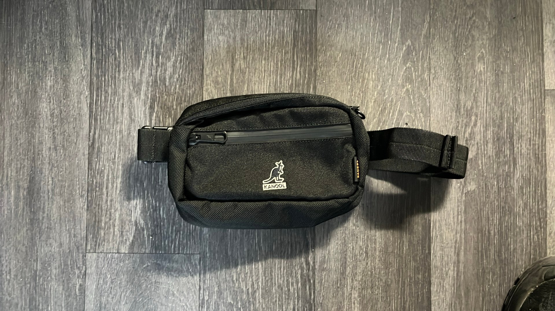 Kangol Tasje, Ophalen, Zo goed als nieuw