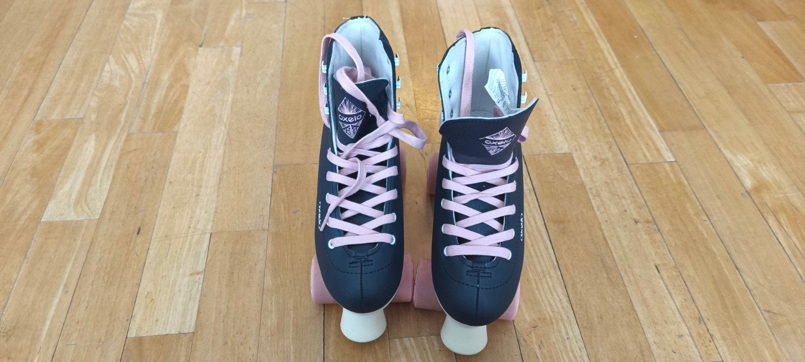 Oxelo rolschaatsen, blauw met roze veters en wielen, Sport en Fitness, Schaatsen, Ophalen, Zo goed als nieuw, Overige typen, Overige merken