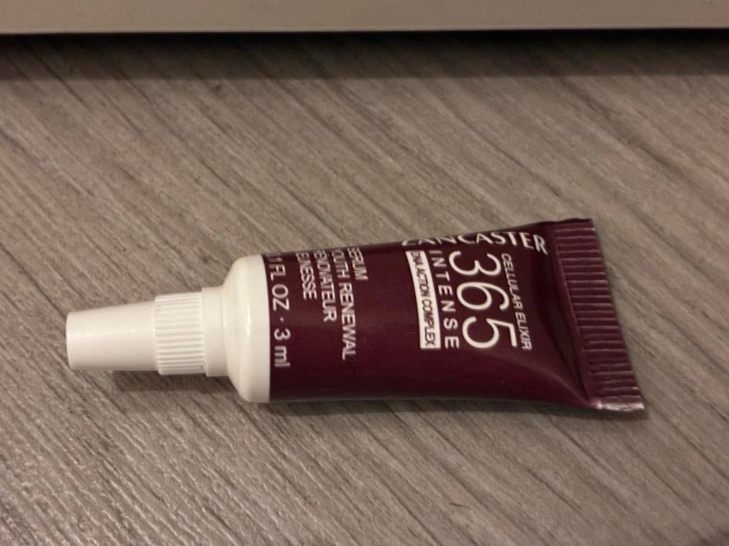 Lancaster cellular elixer intense serum youth 3 ml, Ophalen of Verzenden, Nieuw, Gehele gezicht, Verzorging