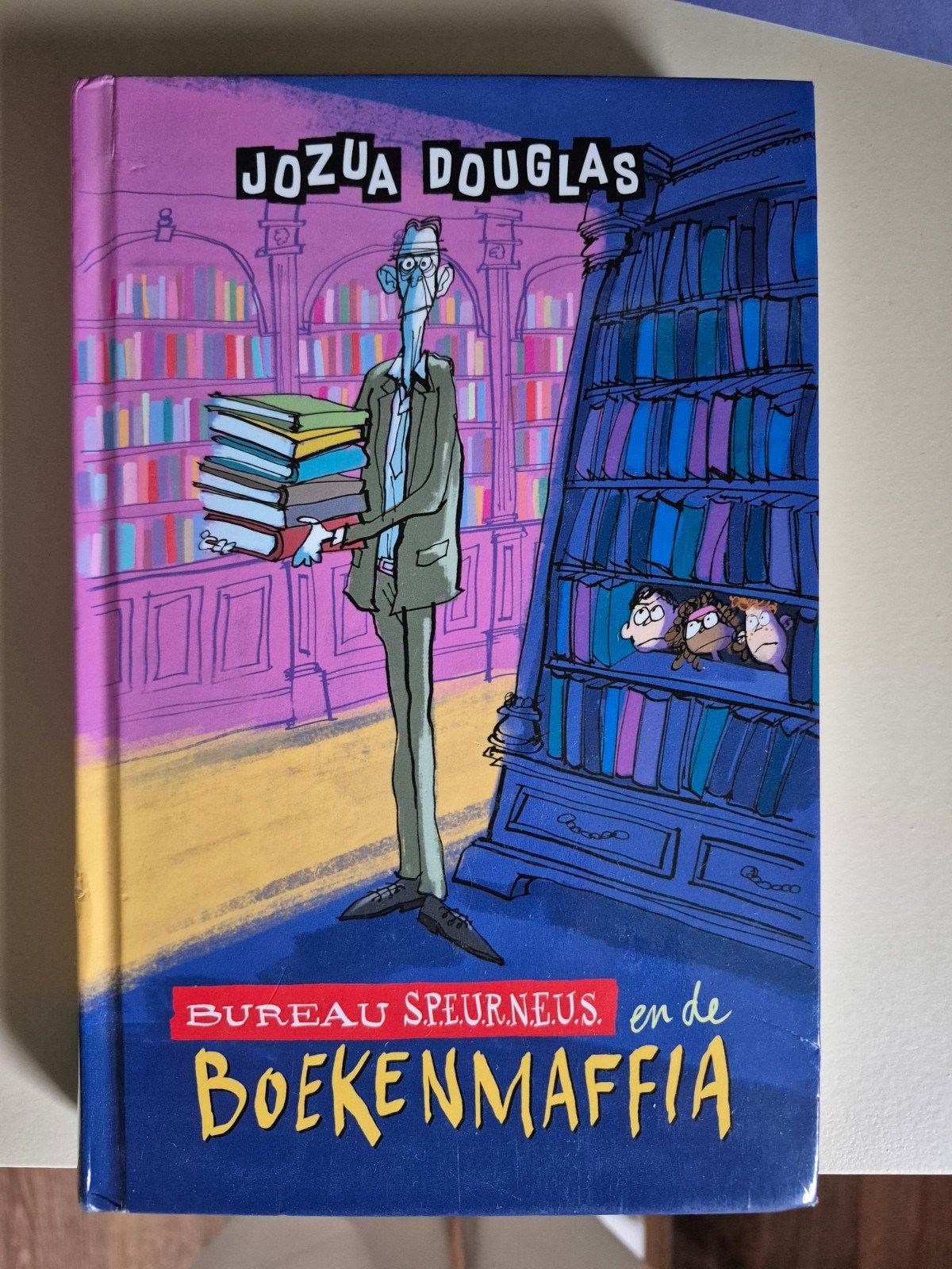 Jozua Douglas - Bureau Speurne.u.s. en de Boekenmaffia, Ophalen of Verzenden, Zo goed als nieuw, Jozua Douglas, Tv-bewerking