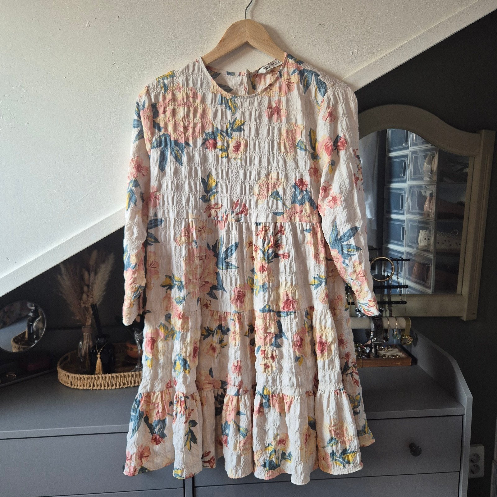 Zara "The Sharon" bloemenjurk – Nieuw met kaartje (Maat S), Meerkleurig, Zara, Nieuw, Ophalen of Verzenden