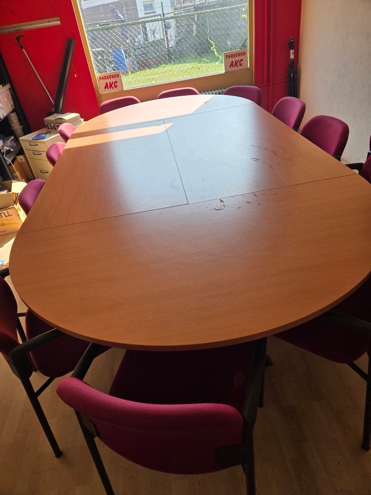 Vergadertafel 12 stoelen, Ophalen, Gebruikt