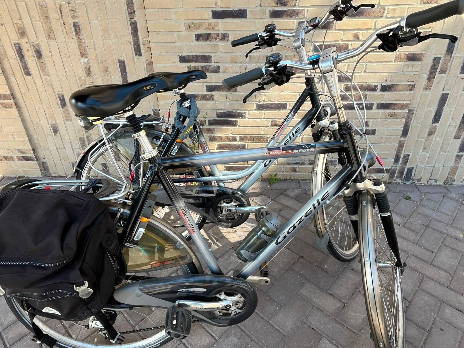 Gazelle fietsen - 2 stuks, goede staat - type Medeo, Velgrem, Versnellingen, Ophalen of Verzenden, Gazelle