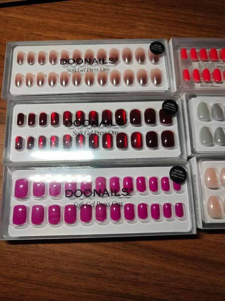 6 nieuwe sets Doornails en extra's, Overige kleuren, Nieuw, Ophalen of Verzenden, Handen en Nagels