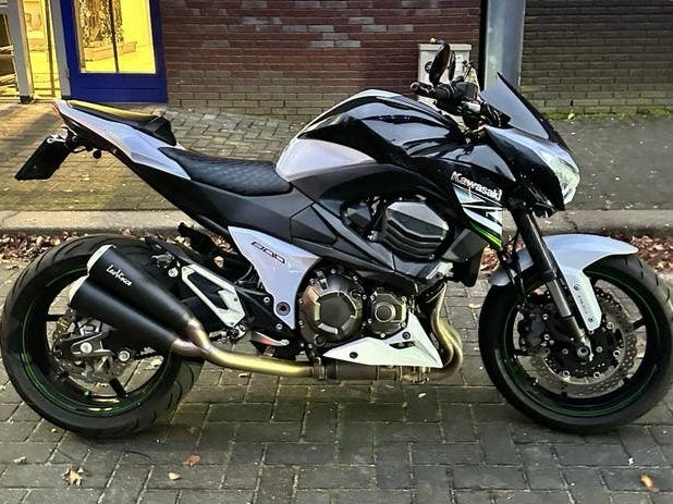 Kawasaki Z800 ABS - LeoVince uitlaat, Sportuitlaat, 4 cilinders, Motorrijbewijs A, Gebruikt