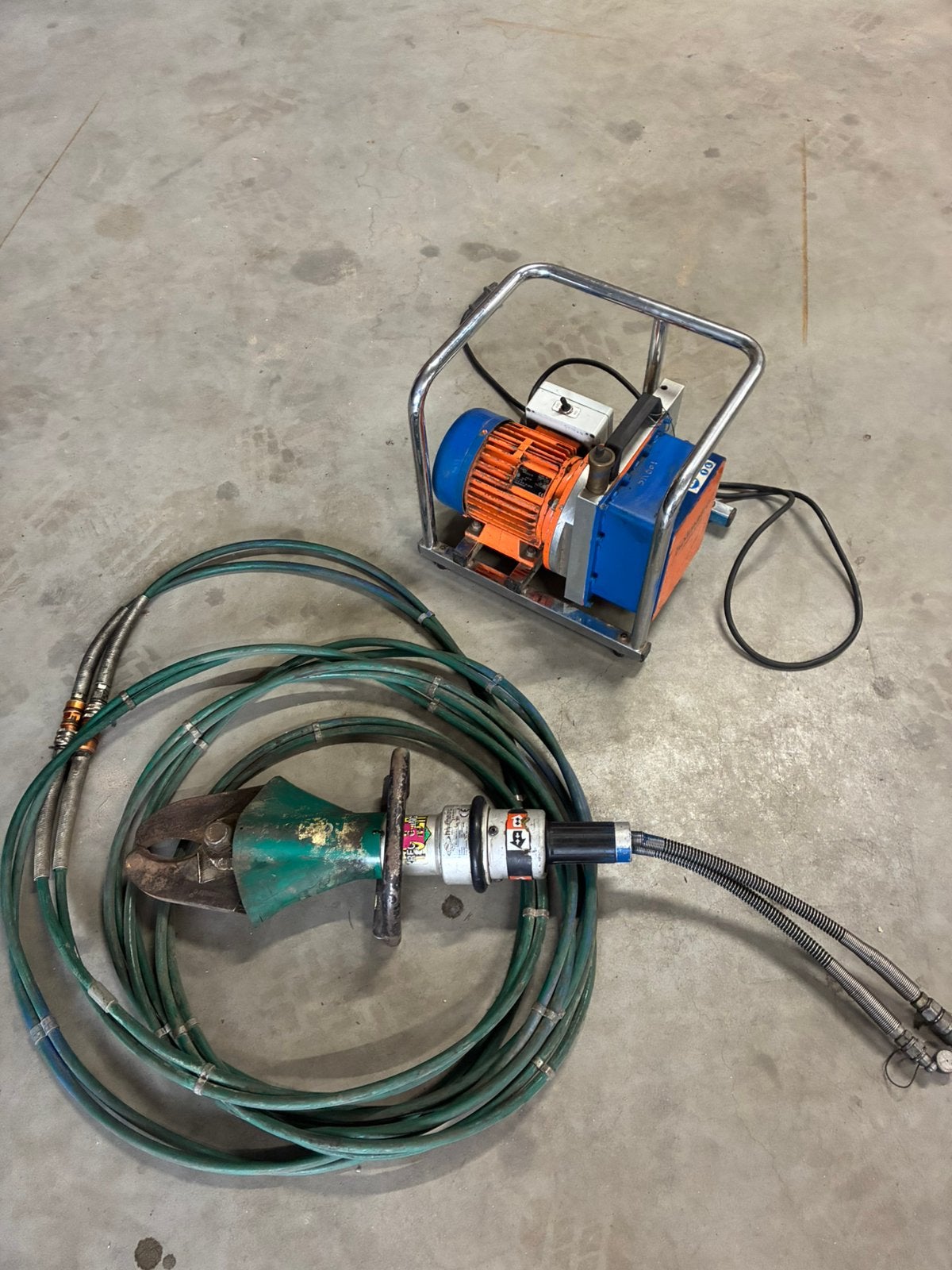 Holmatro hydraulische schaar, Ophalen, Zo goed als nieuw