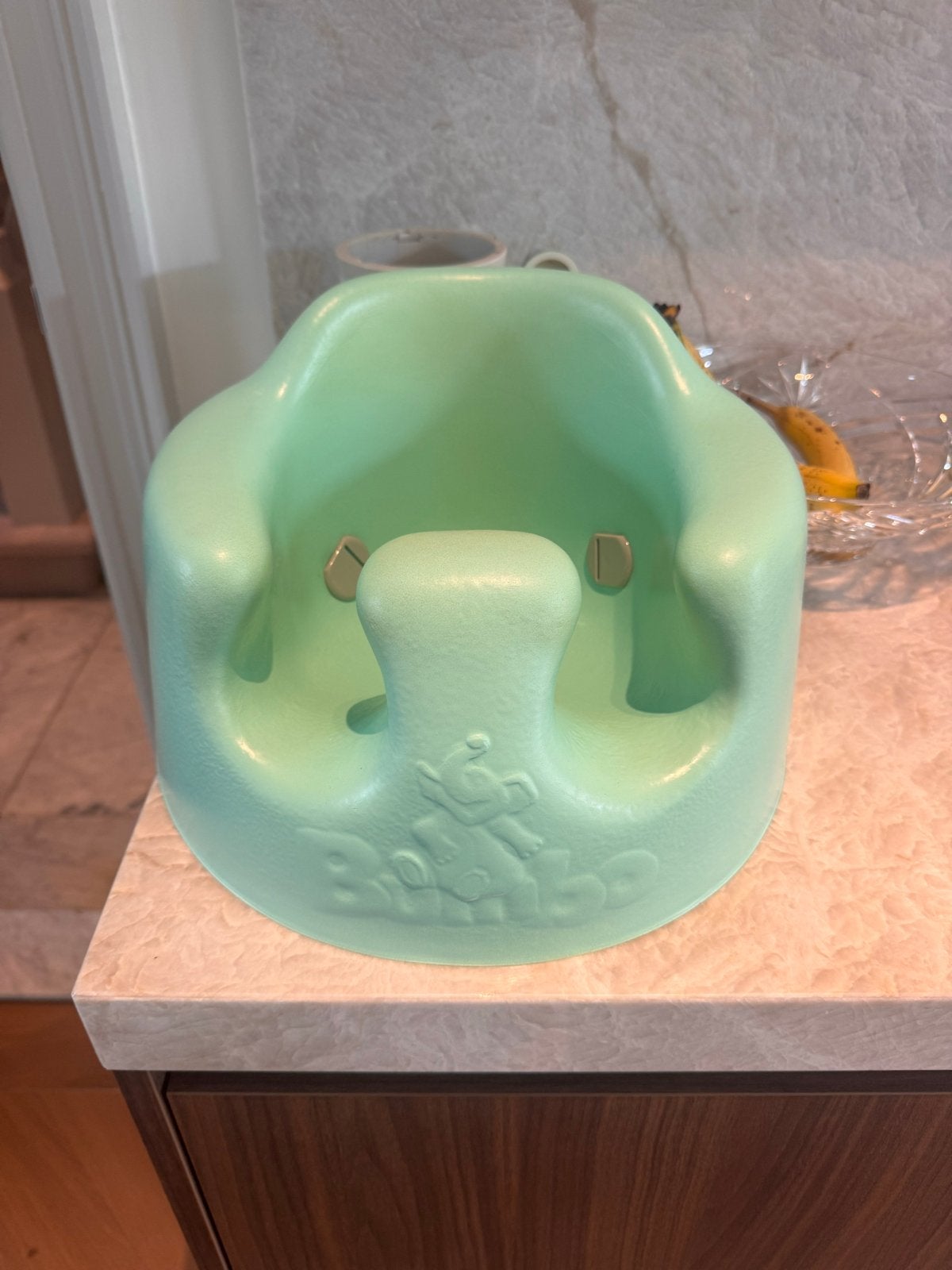 Bumbo Seat - Gebruikte Babyvloerstoel met Eetblad, Ophalen of Verzenden, Gebruikt, Overige typen, Afneembaar eetblad