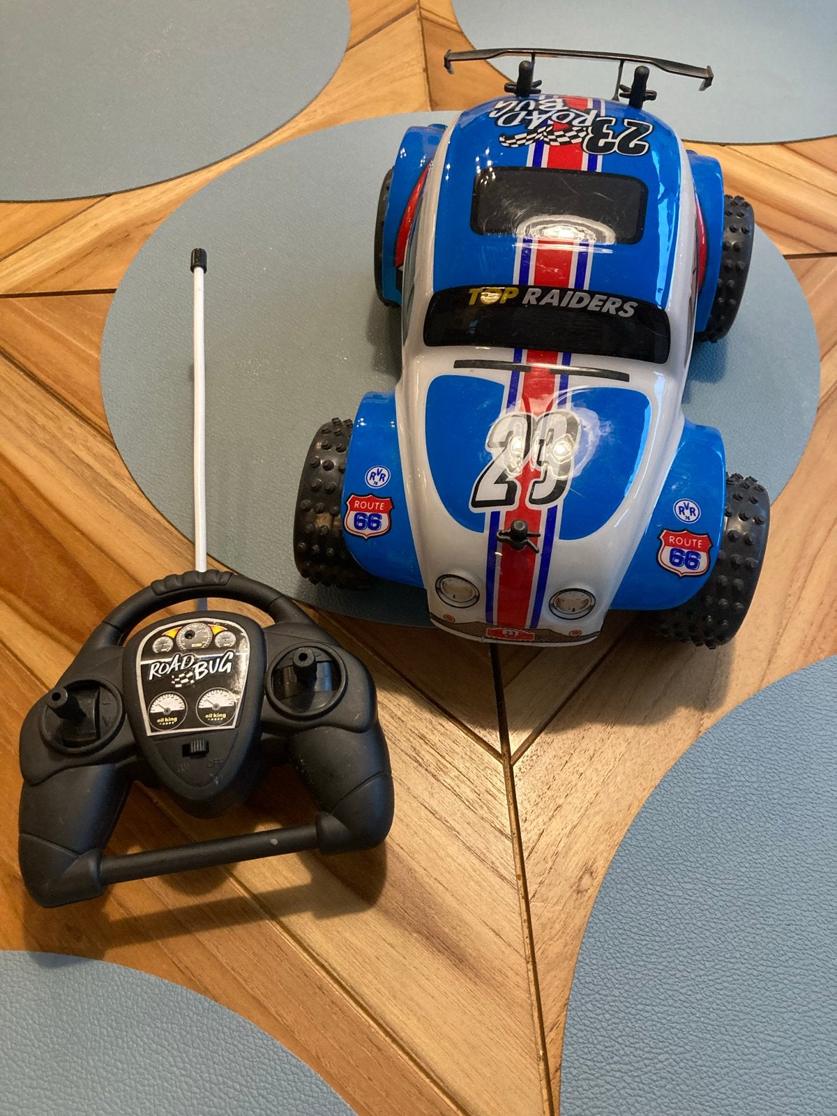 Road Bug RC Auto - radiografisch bestuurbare auto/kever, Elektro, Auto offroad, Ophalen of Verzenden, Zo goed als nieuw
