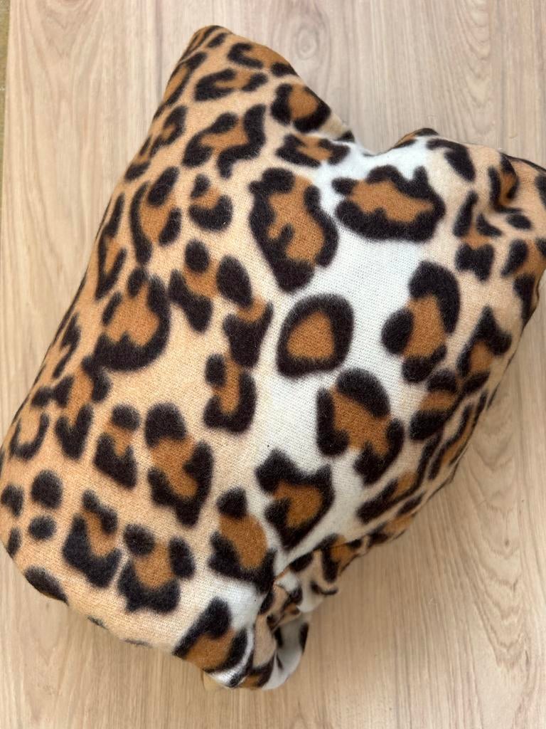 Nieuw Panter Dekentje met Mouwen - Heerlijk Warm!, Ophalen of Verzenden, Nieuw