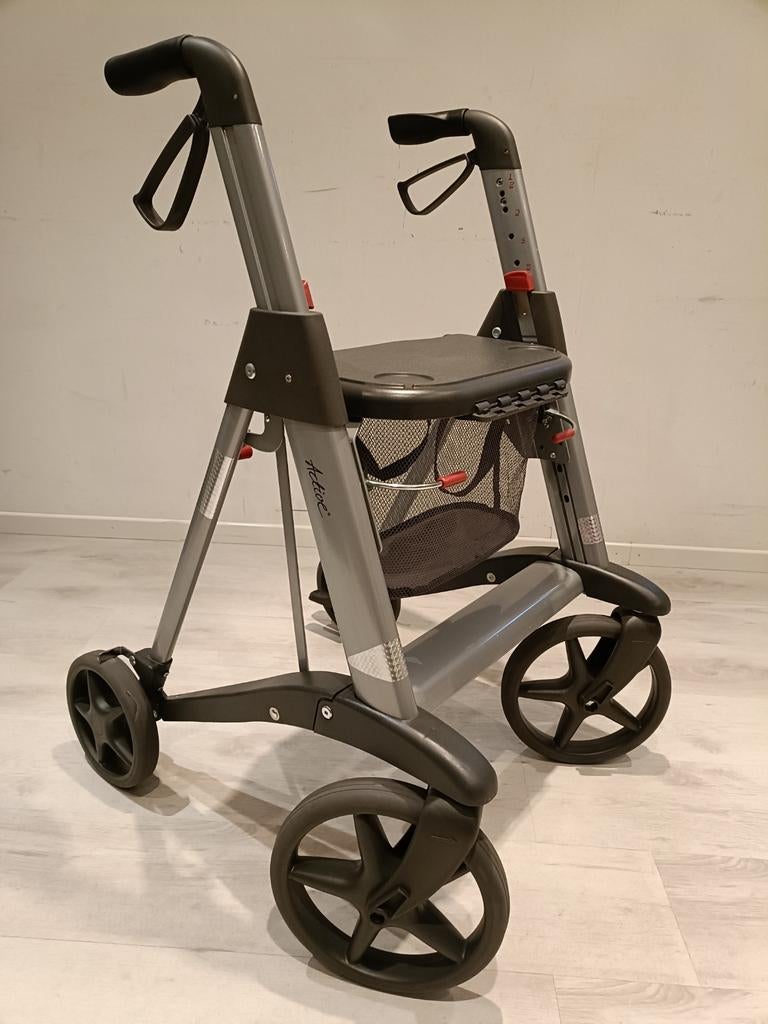 ANWB Active Acces lichtgewicht rollator incl Servicebeurt., Diversen, -, -, Ophalen of Verzenden, Zo goed als nieuw