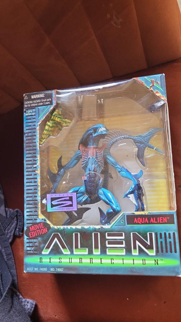 Hasbro Aliën Resurrection aqua Aliën actiefiguur, Ophalen, Nieuw, Pop