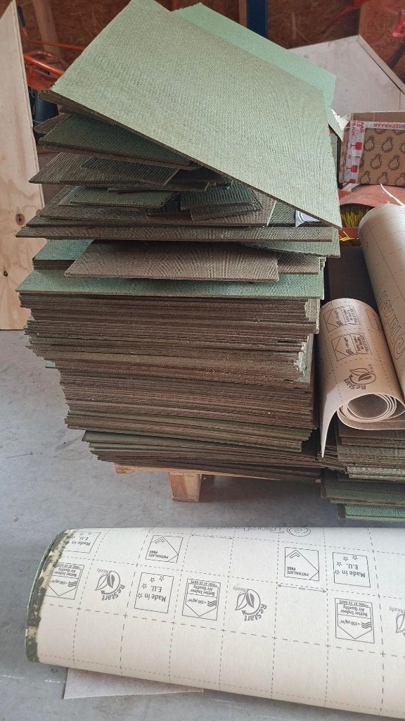 ## Thermofelt ondervloer mooie platen 100 mtr 2 #, Ophalen, Gebruikt, 75 m² of meer, Overige typen