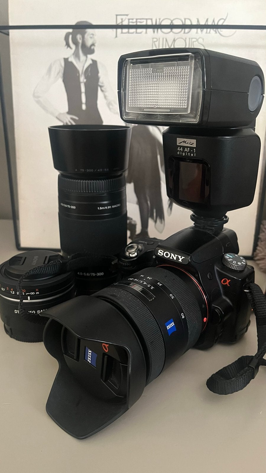 Sony A55V met 3 lenzen en flitser, Ophalen, Gebruikt, Spiegelreflex, Beeldstabilisatie