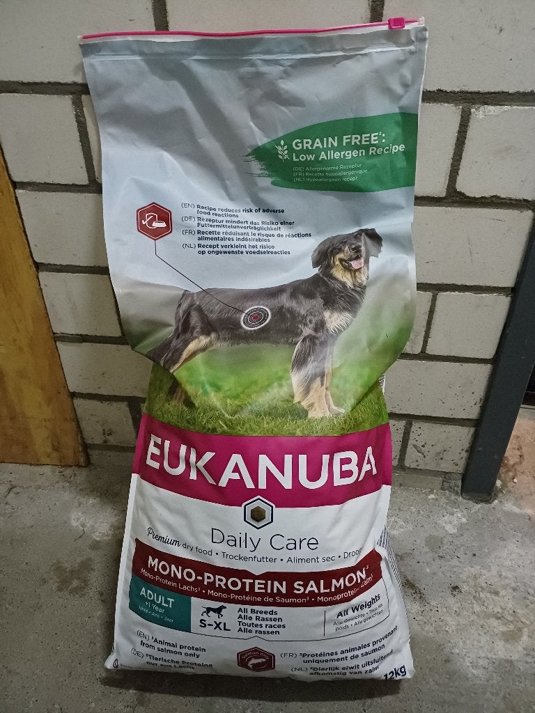 Eukanuba adult all breeds mono protein zalm, Dieren en Toebehoren, Ophalen, Hond
