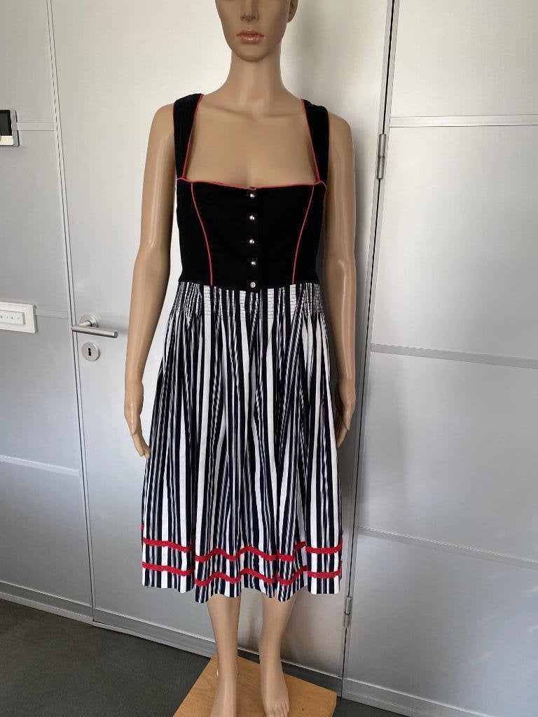 H665 Dirndl maat 38=M Oktoberfeest jurk jurkje rood/zwart, Maat 38/40 (M), Ophalen of Verzenden, Kleding, Overige thema's