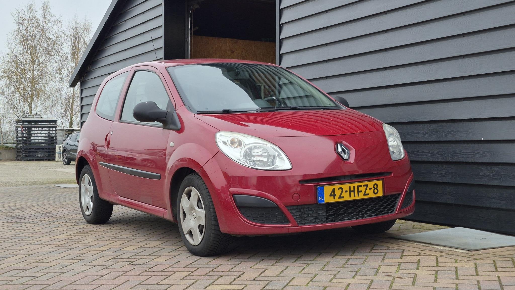 Renault Twingo 1.2 Authentique APK 01-2027 I Distributie´22, Voorwielaandrijving, Gebruikt, 31 €/maand, 4 cilinders