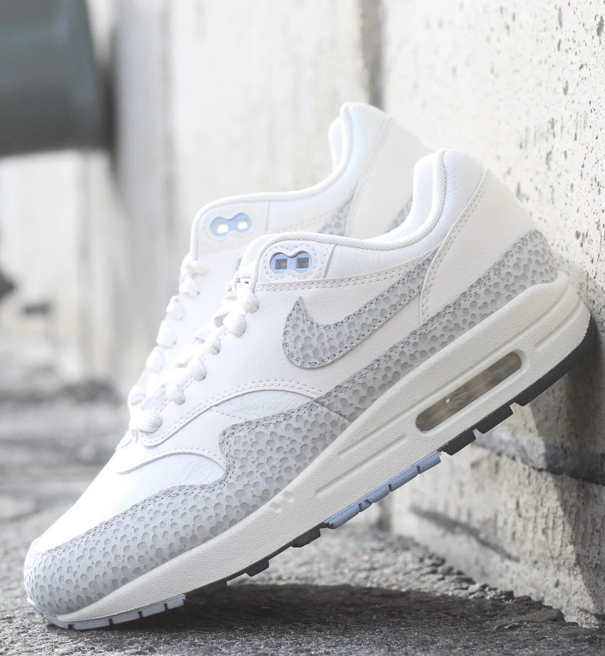 Gloednieuwe NIKE AIR MAX 1 “Safari Summit White” - 38 & 44,5, Verzenden, Wit, Nieuw, Sneakers of Gympen