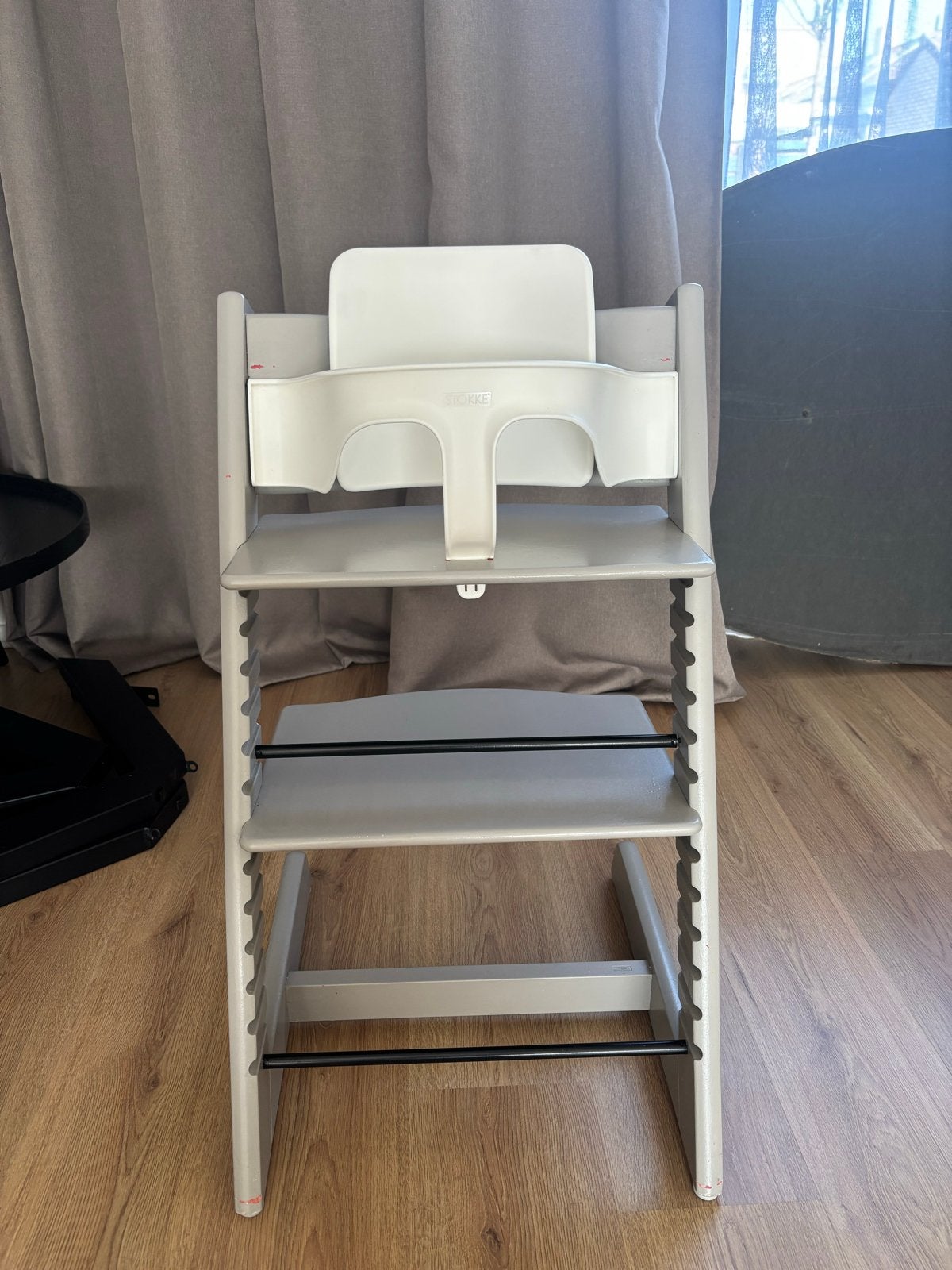 Stokke Tripp Trapp kinderstoel - Grijs (opknapper), Ophalen, Gebruikt, Meegroeistoel, Aanschuifbaar