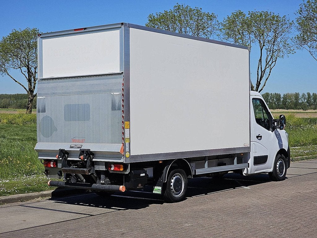 RENAULT MASTER 2.3 bakwagen laadklep!, 145 pk, Gebruikt, Euro 6, Navigatiesysteem