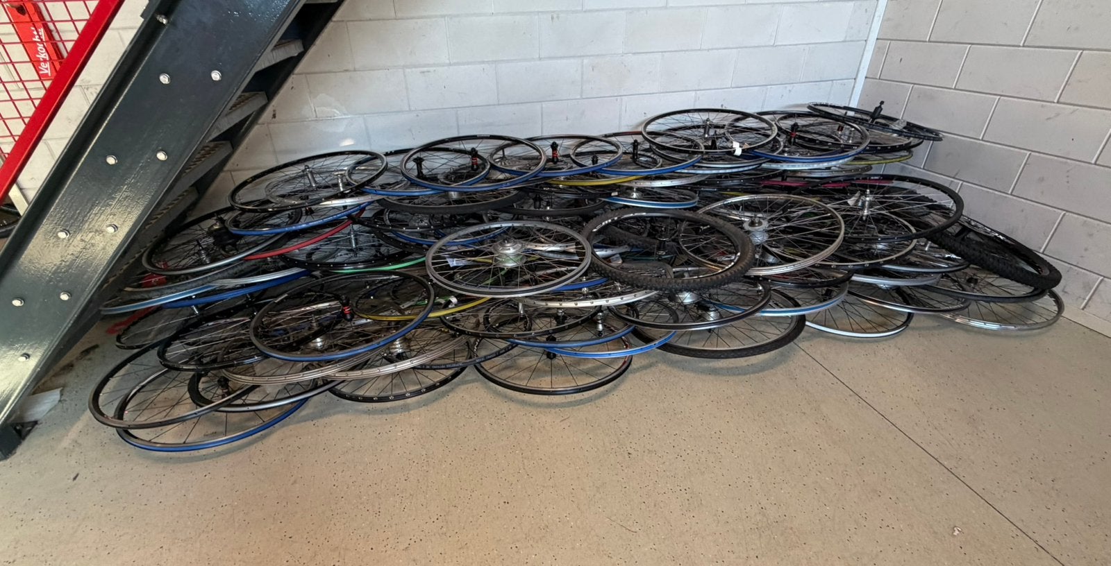 Grote partij 100x fietswielen Nieuw & gebruikt Ebike Race !!, Ophalen, Zo goed als nieuw, Wiel, Carbon