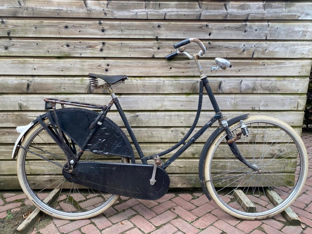 Gazelle  oude omafiets ., Fietsen en Brommers, Fietsen | Dames | Omafietsen, Ophalen of Verzenden, Zo goed als nieuw