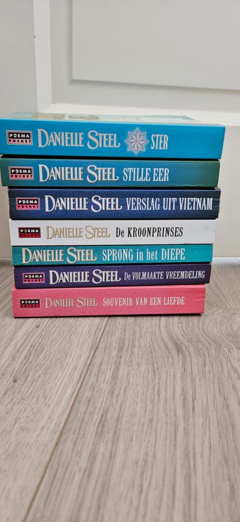 Danielle Steel Leesboeken - Diverse Titels (7 stuks), Ophalen of Verzenden, Gelezen, Danielle Steel, Nederland