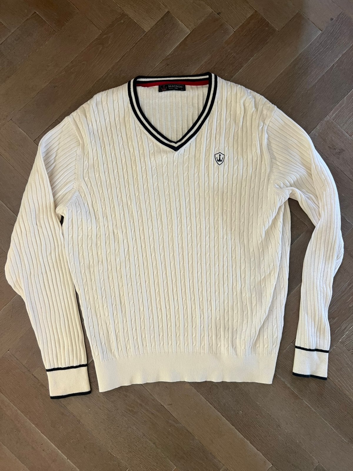 Klassieke sweater (unisex) maat L, Ophalen of Verzenden, Zo goed als nieuw, Maat 42/44 (L), Wit