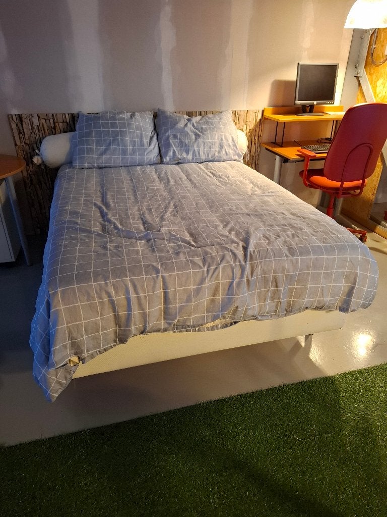 Ikea bed 140x200 springveer bodembak met matras, Ophalen, Gebruikt, Wit, Tweepersoons