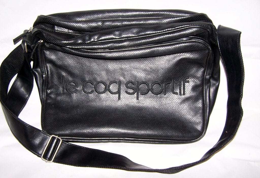 Le Coq Sportif schoudertas/laptoptas - Zwart leer. Izgs., Overige merken, Zwart, Ophalen of Verzenden, Zo goed als nieuw