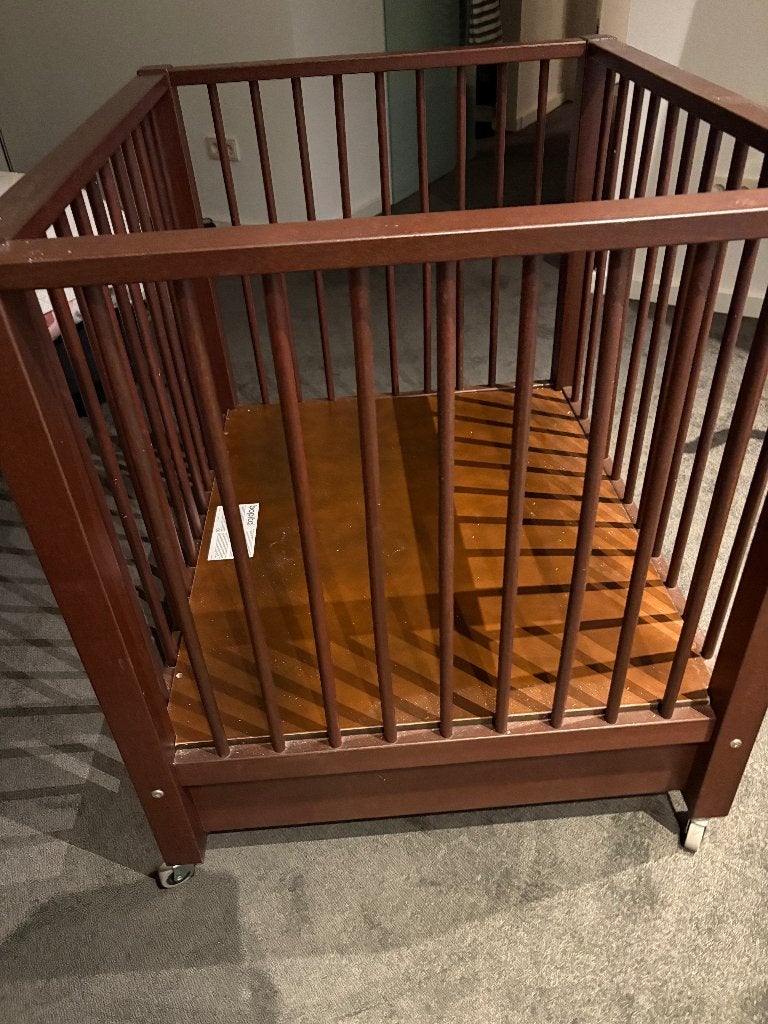 babybox en wipstoeltje, Kinderen en Baby's, Boxen, Ophalen, Gebruikt, Rechthoekig, In hoogte verstelbaar