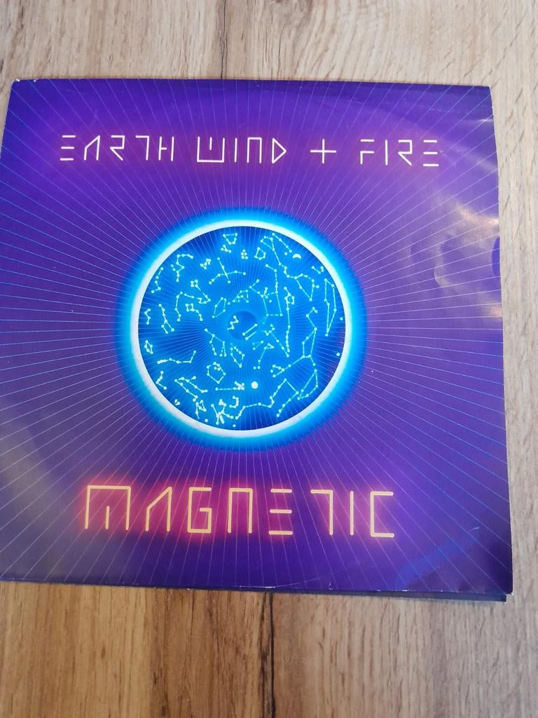 Earth wind and fire 7inch magnetic, Ophalen of Verzenden, Zo goed als nieuw, Pop