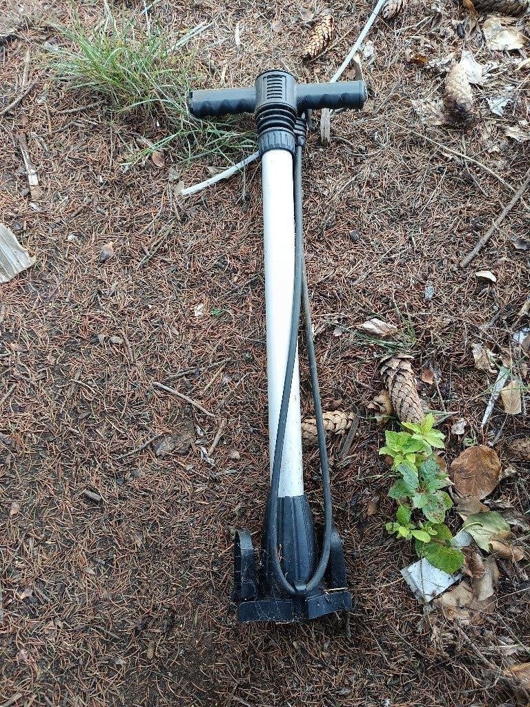 Fietspomp, Ophalen, Gebruikt