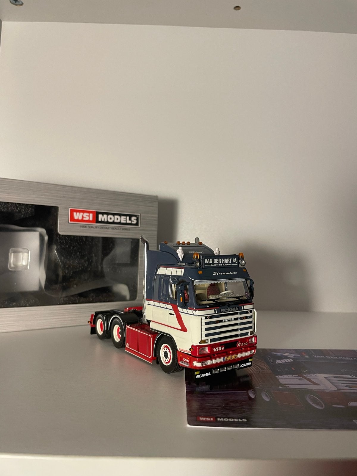 WSI Models Scania 143M 450 Van der Hart N.J. Streamline, Overige merken, 1:50 of kleiner, Ophalen of Verzenden, Zo goed als nieuw