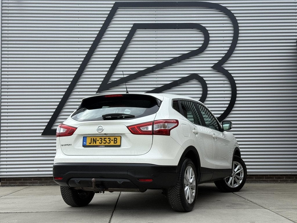 Nissan Qashqai 1.2 Connect Edition 1e Eigenaar|Navi|Trekhaak, Auto's, Nissan, Voorwielaandrijving, Stof, Gebruikt, Euro 6