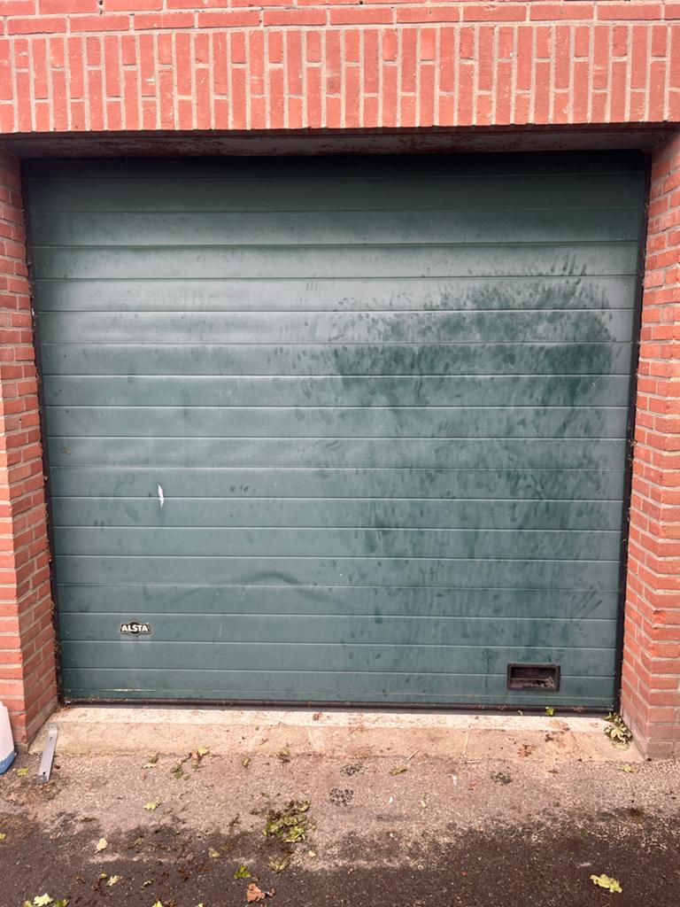 ALSTA Garagedeur - Groen, 236x220 cm, Ophalen, Gebruikt, Garagedeur, 120 cm of meer