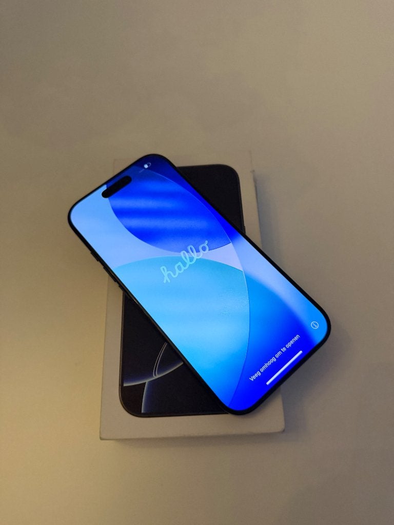iPhone 16 Pro 256GB Black Titanium, Gebruikt, Zwart, Ophalen of Verzenden, 87 %