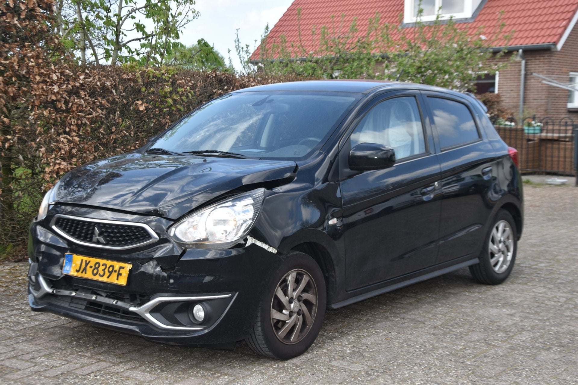 Mitsubishi Space Star 1.0 Intense Airco Elek. Ramen Trekhaak, Voorwielaandrijving, Stof, Gebruikt, Start-stop-systeem