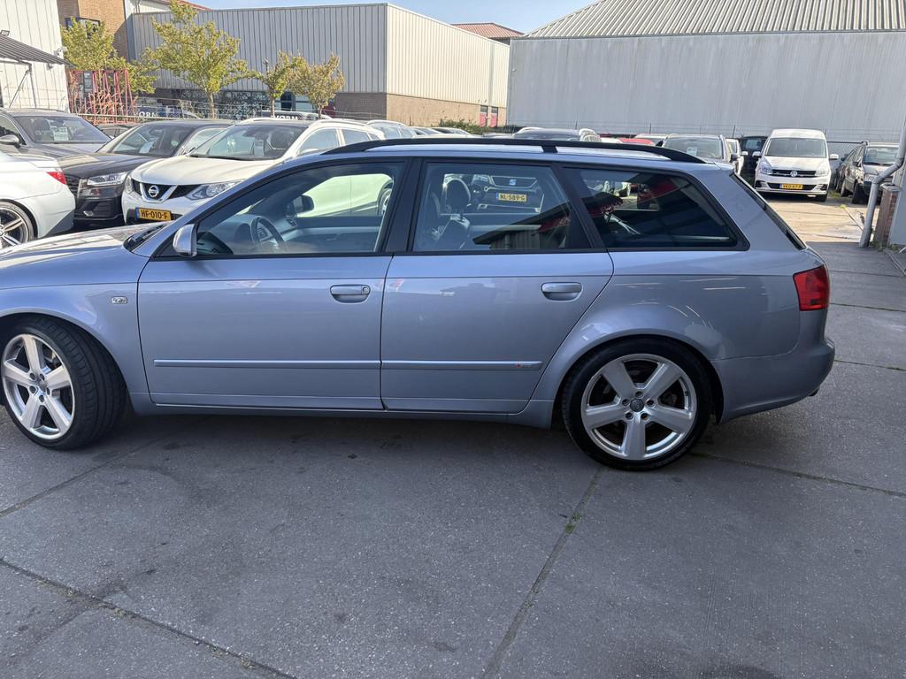 Audi A4 Avant 3.2 FSI quattro, Automaat, Stof, Zwart, Parkeersensor