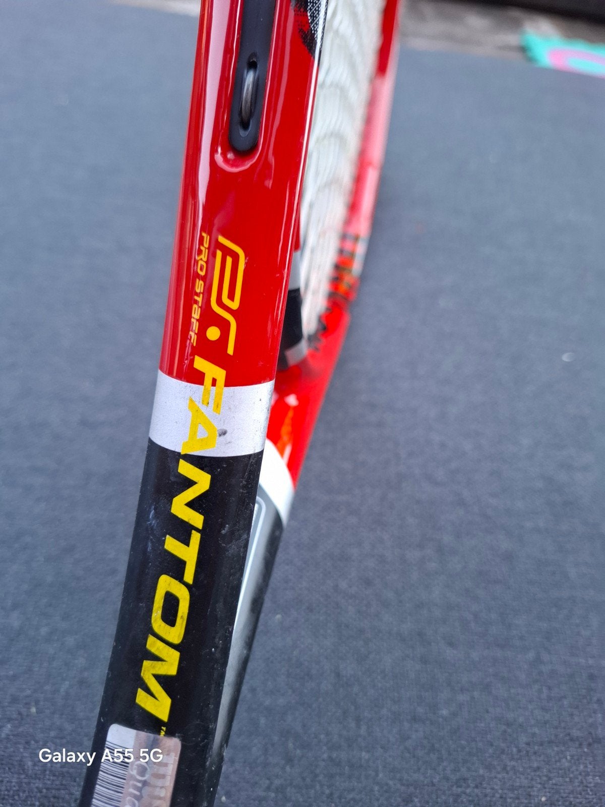 Wilson Pro Staff Phantom Tennisracket - L2, L2, 1 Prudential Plaza, 130 E Randolph St, Chicago, IL 60601, USA, Wilson Sporting Goods Co.