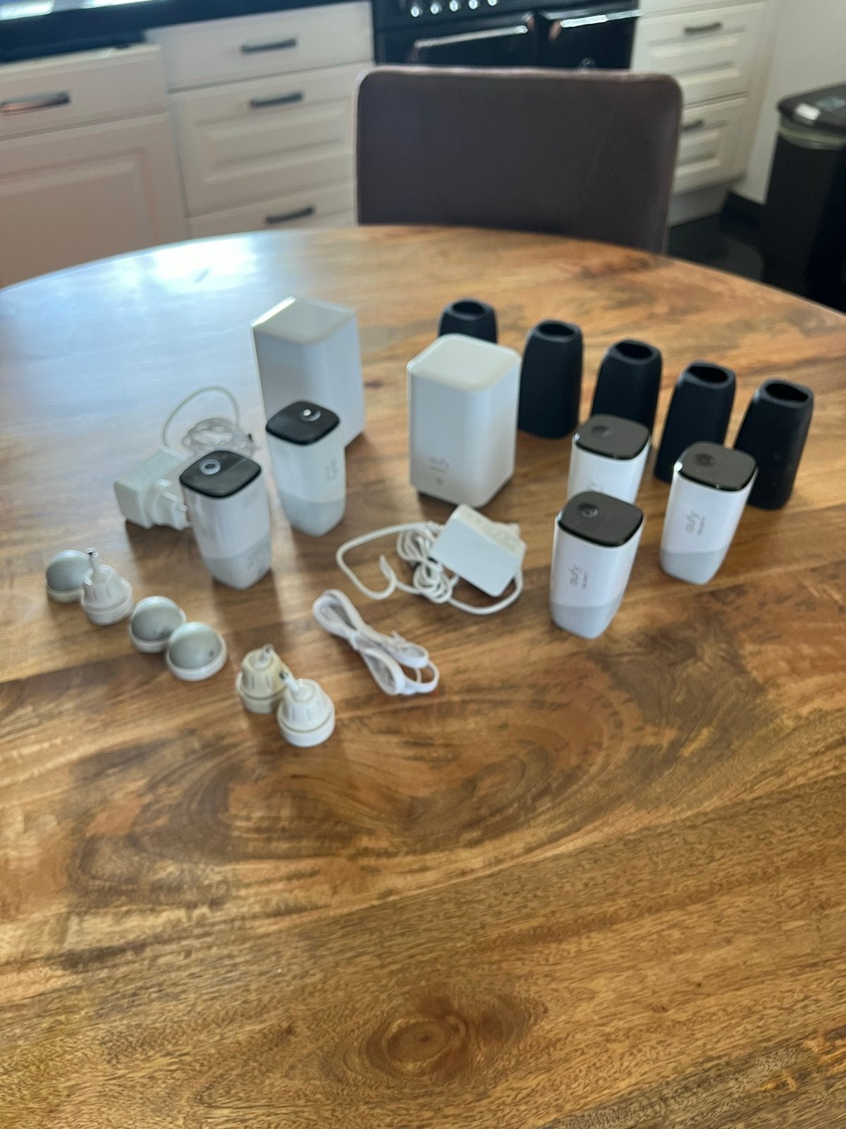 EufyCam 2 Pro Beveiligingscamerasysteem met HomeBase 2, Ophalen of Verzenden, Gebruikt, Binnencamera