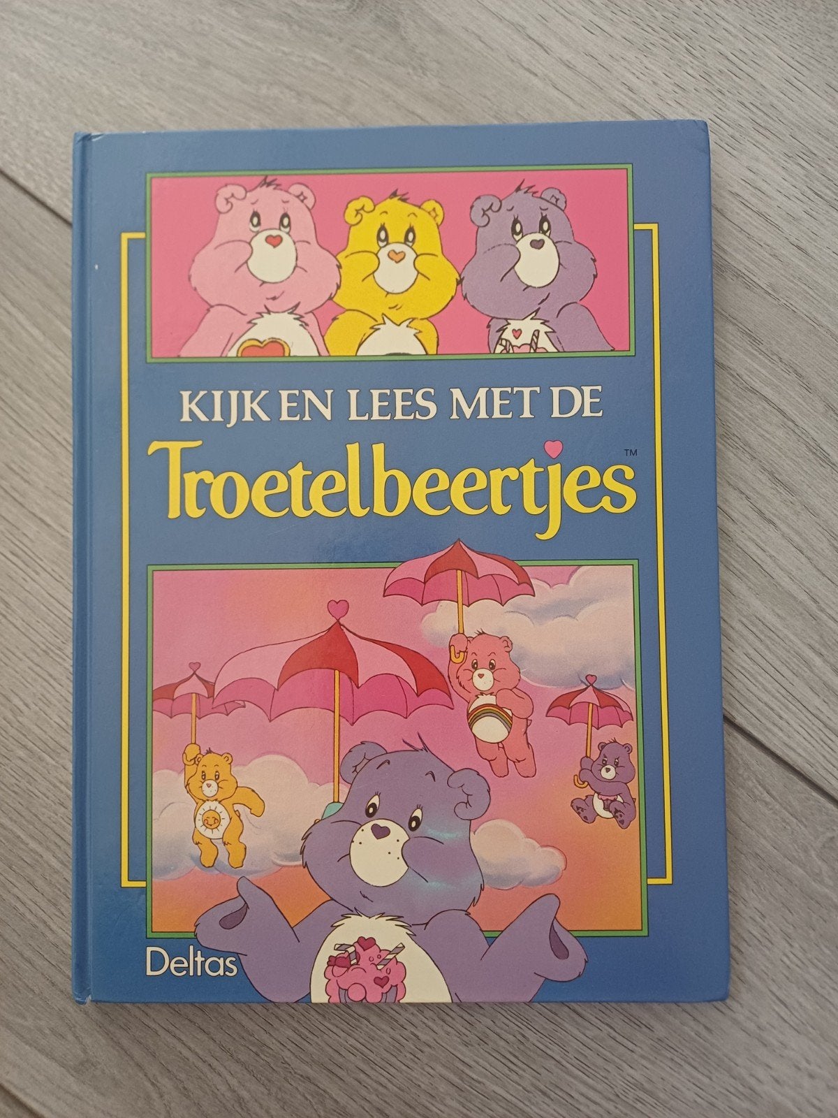Vintage Carebears Troetelbeertjes boekje Deltas jaren 80, Ophalen of Verzenden, Gebruikt