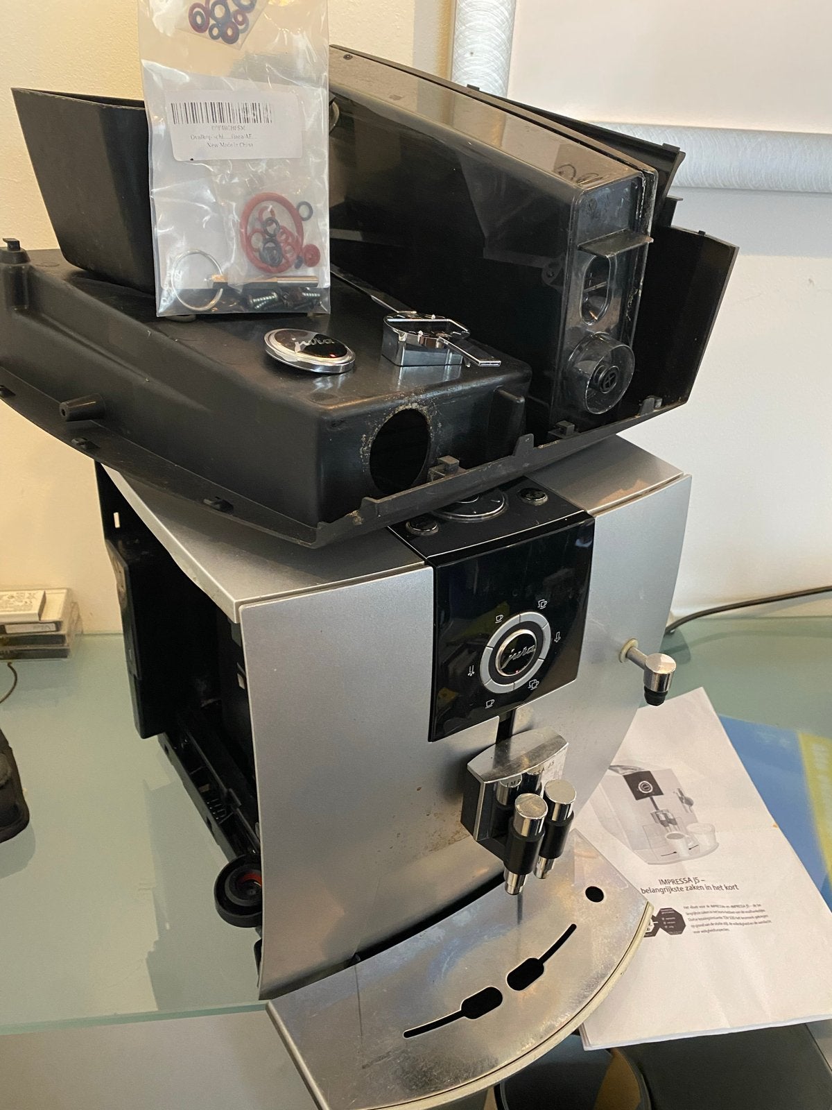Jura Impressa J5 Koffiemachine - Onderdelen/Defect, Afneembaar waterreservoir, 10 kopjes of meer, Koffiemachine, Niet werkend