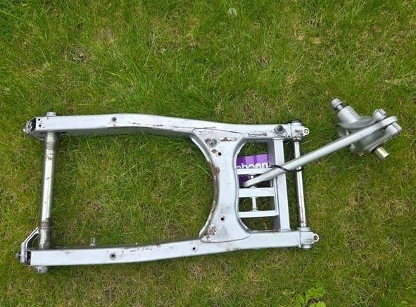 Ducati Monster 620/ 2002-2008 (M620)Achterbrug, Motoren, Ophalen